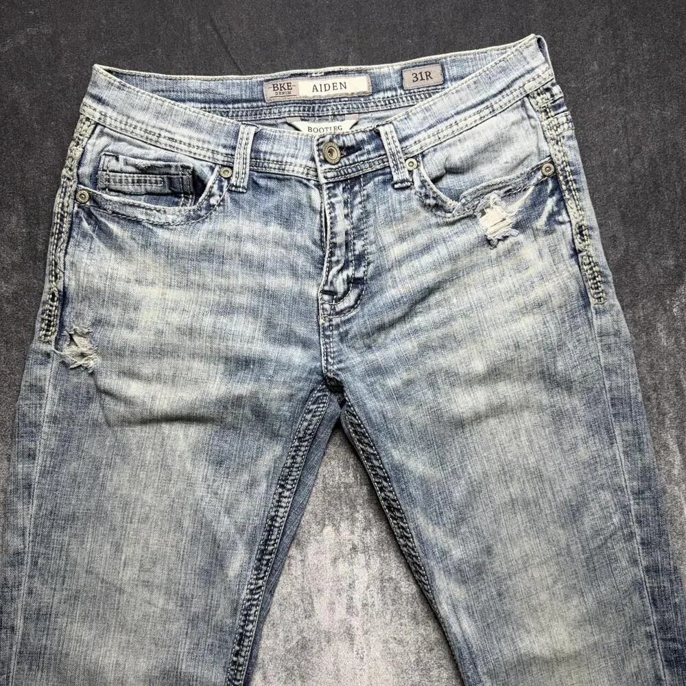 BKE Aiden Boot fit Jeans Mens 31x32 Blue Light Wash Distressed Stretch Denim